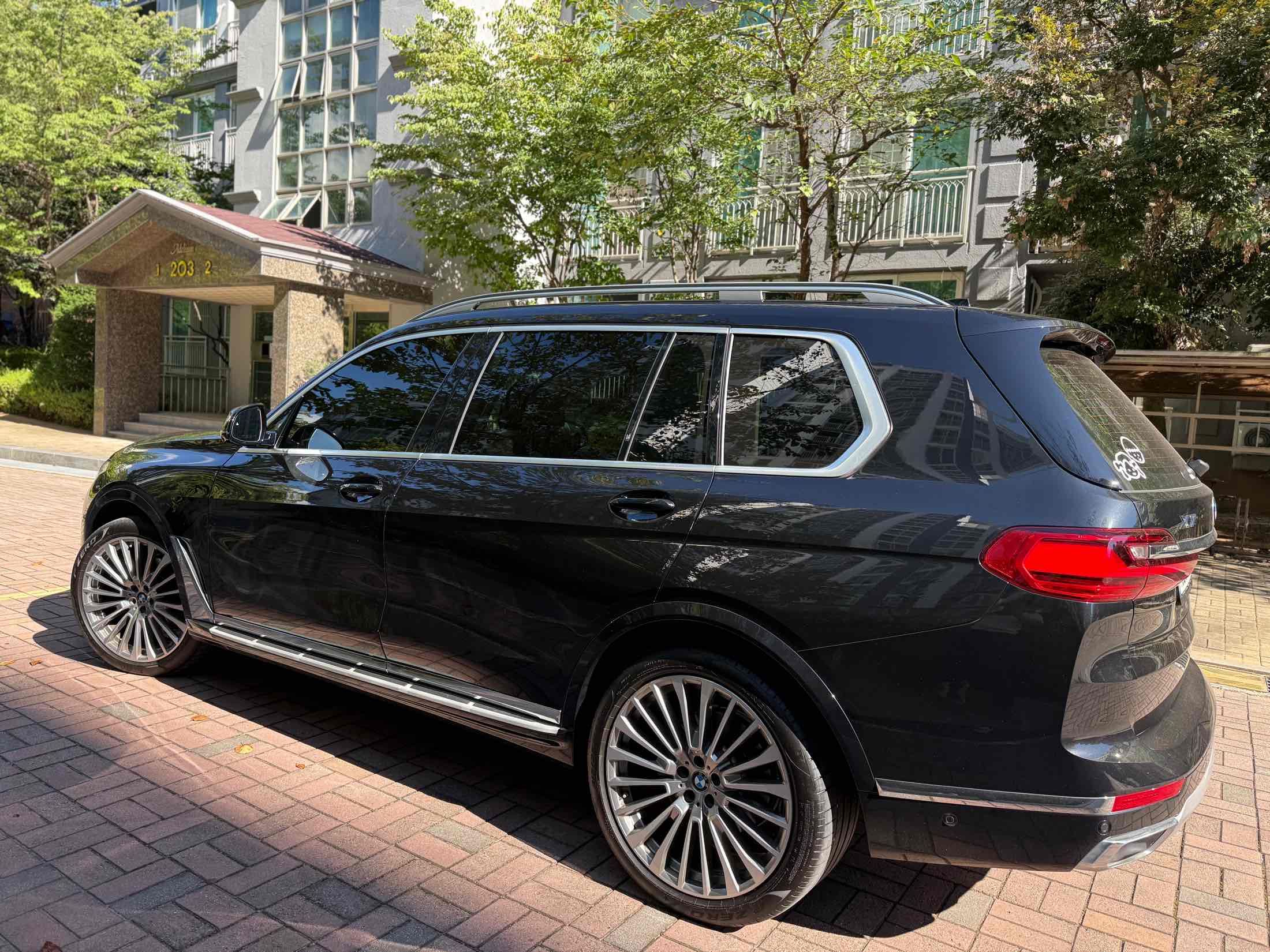 BMW X7 G07 2021
