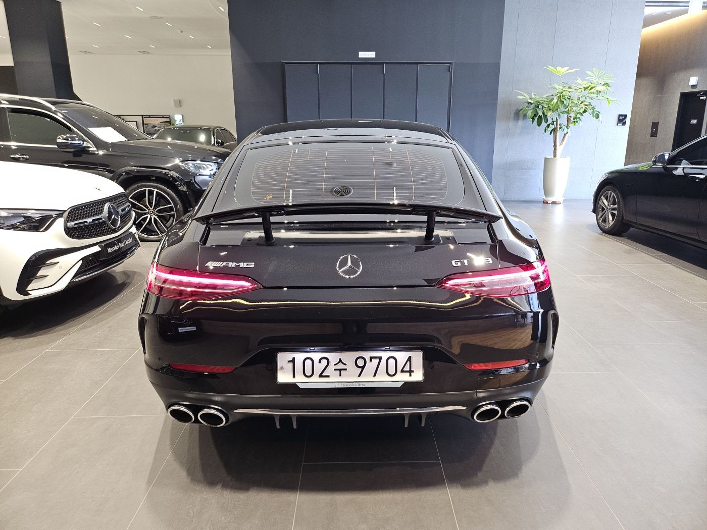 MERCEDES BENZ AMG GT 2024