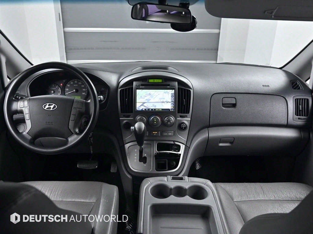 HYUNDAI STAREX GRAND 2015