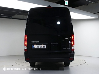 HYUNDAI SOLATI  15 Seater 2025