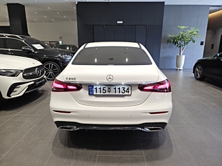 MERCEDES BENZ E-CLASS W213 2022