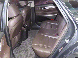 HYUNDAI GRANDEUR IG HYBRID 2017