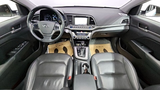 HYUNDAI AVANTE AD 2016