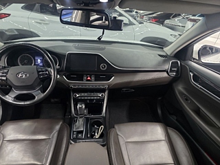 HYUNDAI GRANDEUR IG 2017