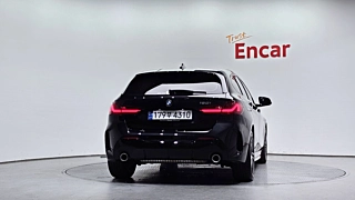BMW 1-SERIES F40 2023