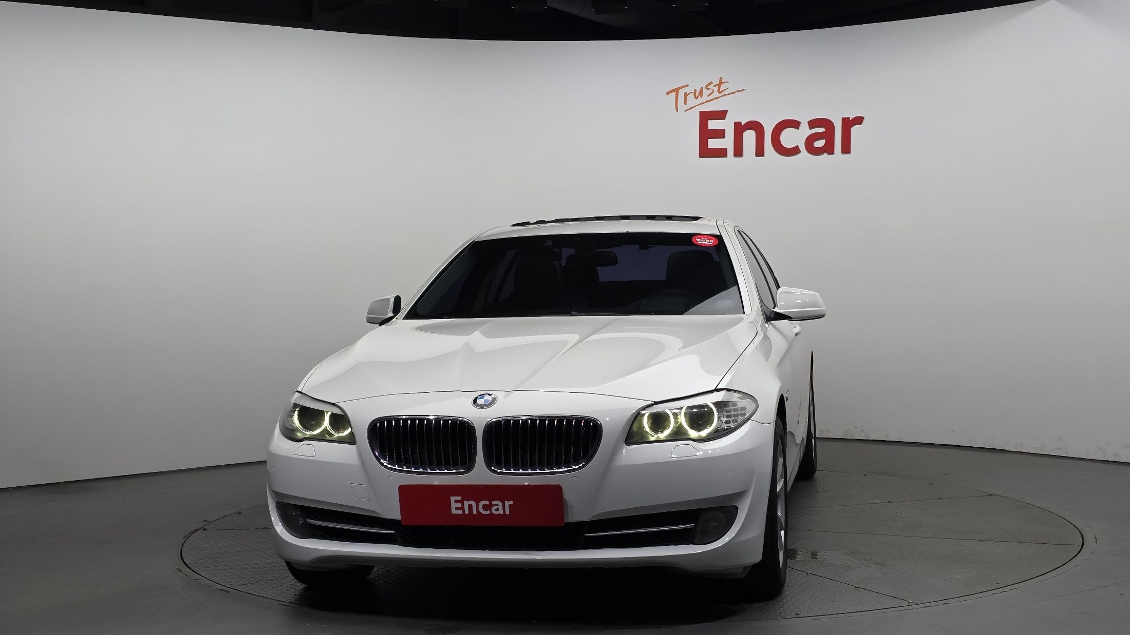 BMW 5-SERIES F10 2012