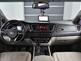 KIA CARNIVAL 2016