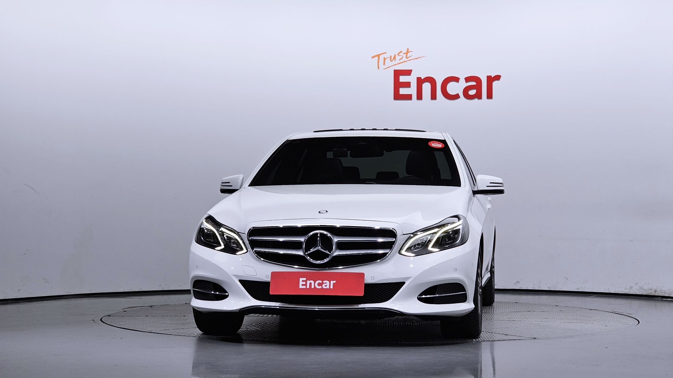 MERCEDES BENZ E-CLASS W212 2016