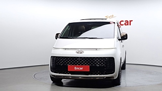HYUNDAI STARIA 2024