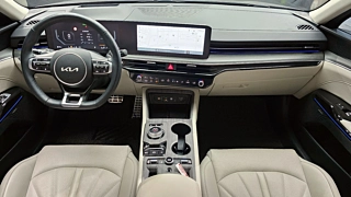 KIA K5  3 GENERATION 1.6 Turbo 2023