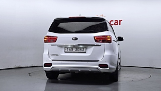 KIA CARNIVAL 2018