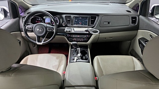 KIA CARNIVAL 2017