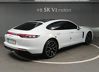 PORSCHE PANAMERA 971 2021