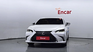 LEXUS ES300H 2024