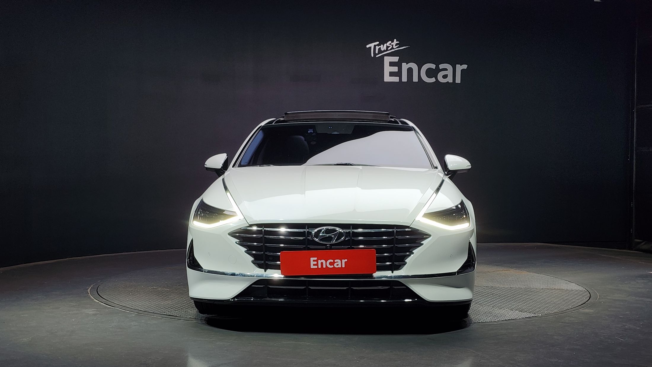 HYUNDAI SONATA DN8 2019