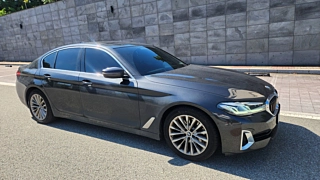BMW 5-SERIES G30 2021