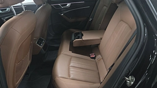 AUDI A6 C8  45 TFSI Premium 2023