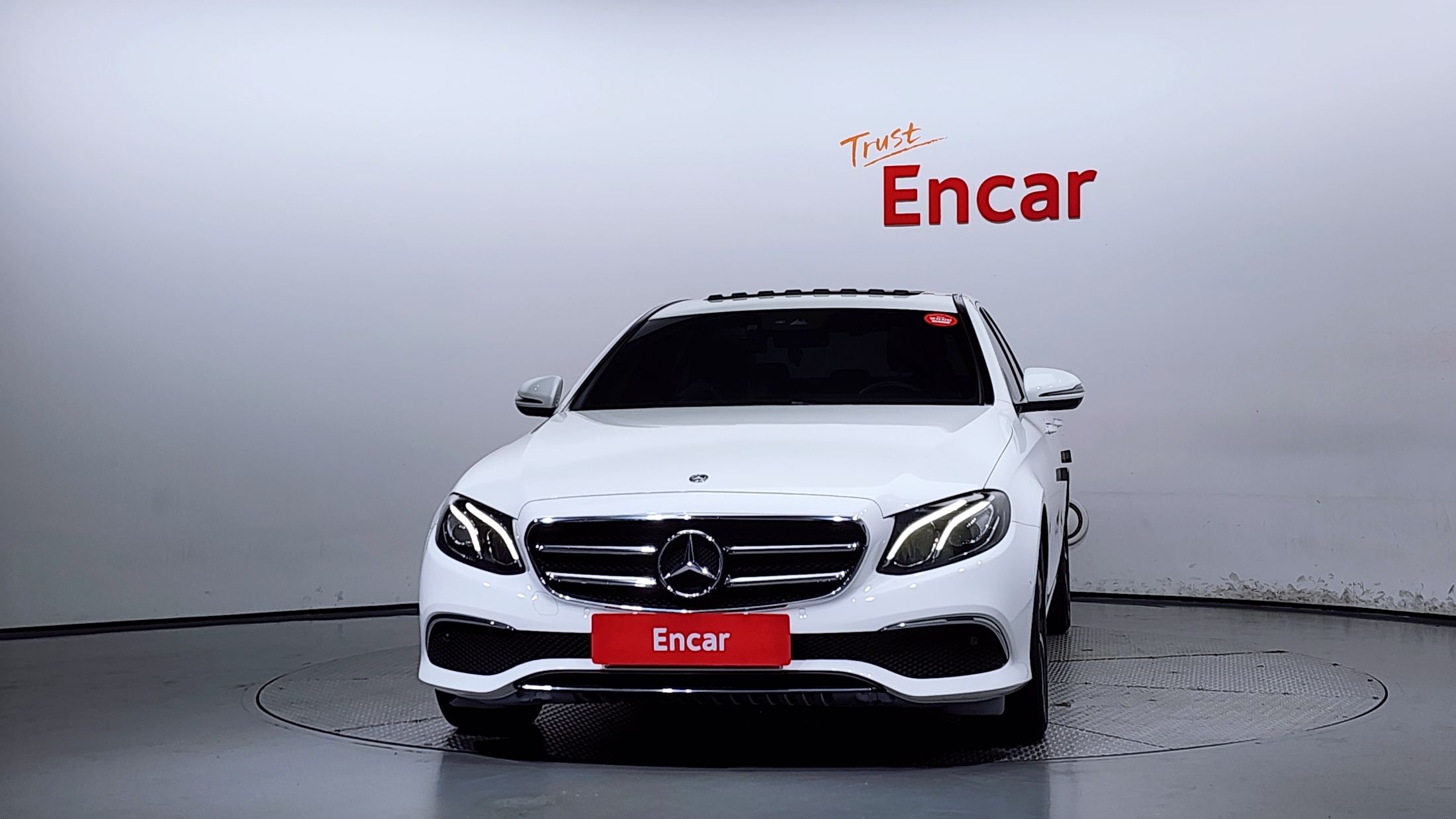 MERCEDES BENZ E-CLASS W213 2020