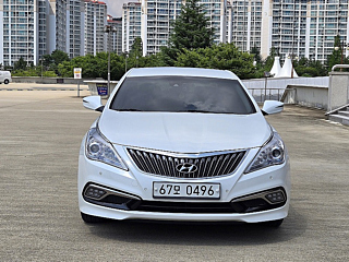 HYUNDAI GRANDEUR HG 2016