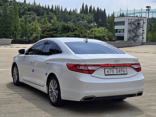 HYUNDAI GRANDEUR HG 2016