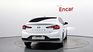 HYUNDAI AVANTE AD 2019