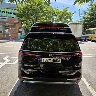 KIA CARNIVAL 2021