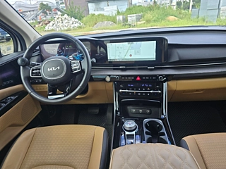 KIA CARNIVAL  4 GENERATION Gasoline 9 Seater Signature 2023