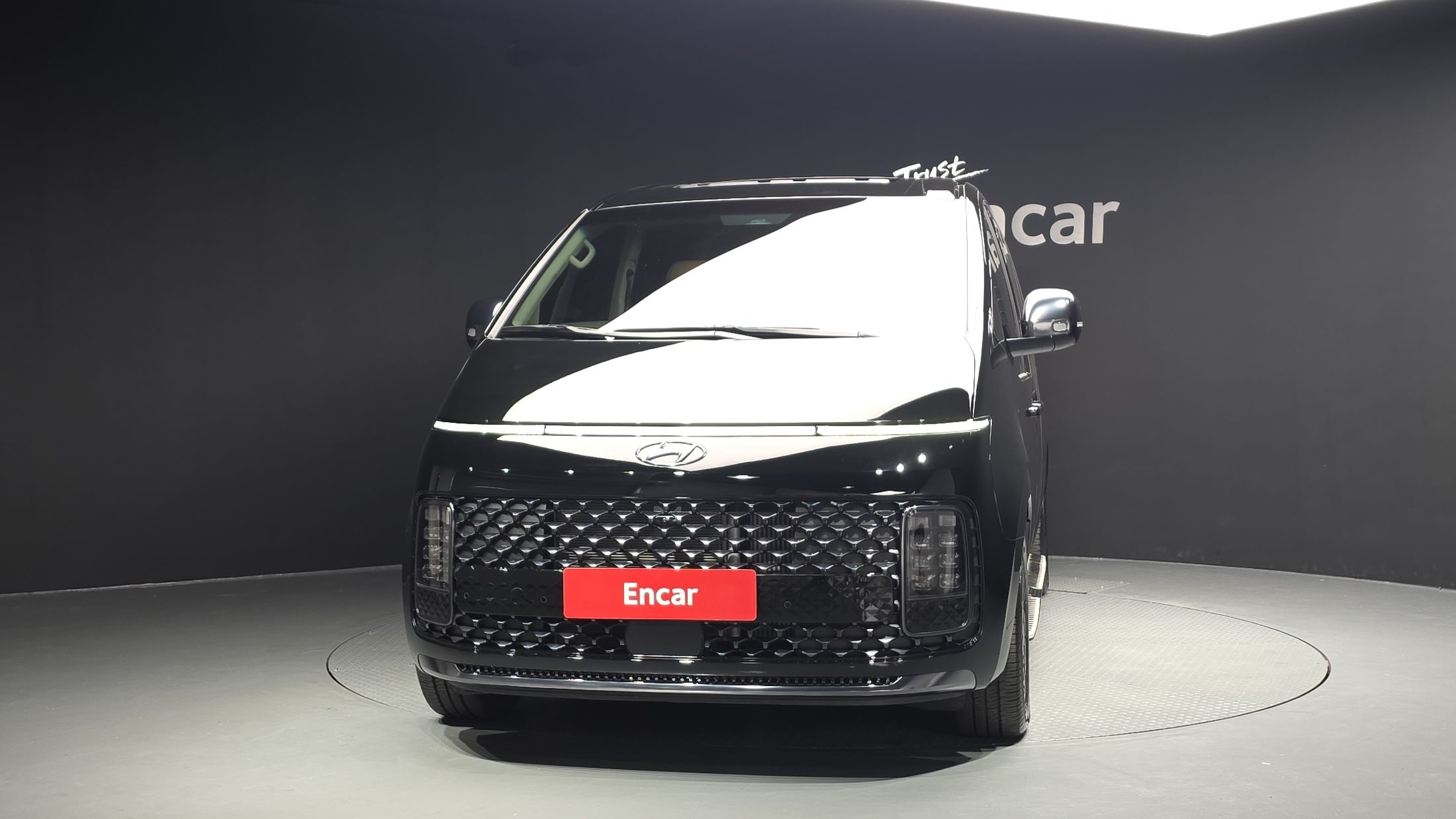 HYUNDAI STARIA 2023