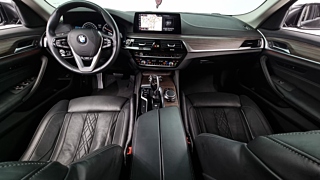 BMW 5-SERIES G30 2019