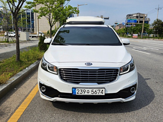 KIA CARNIVAL 2017