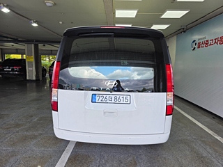 HYUNDAI STARIA 2024