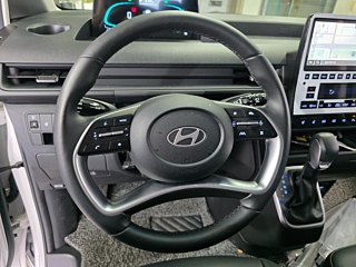 HYUNDAI STARIA 2024