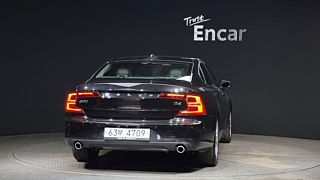 VOLVO S90 2017