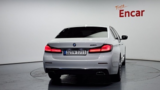 BMW 5-SERIES G30 2020