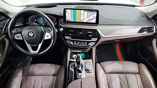 BMW 5-SERIES G30 2020