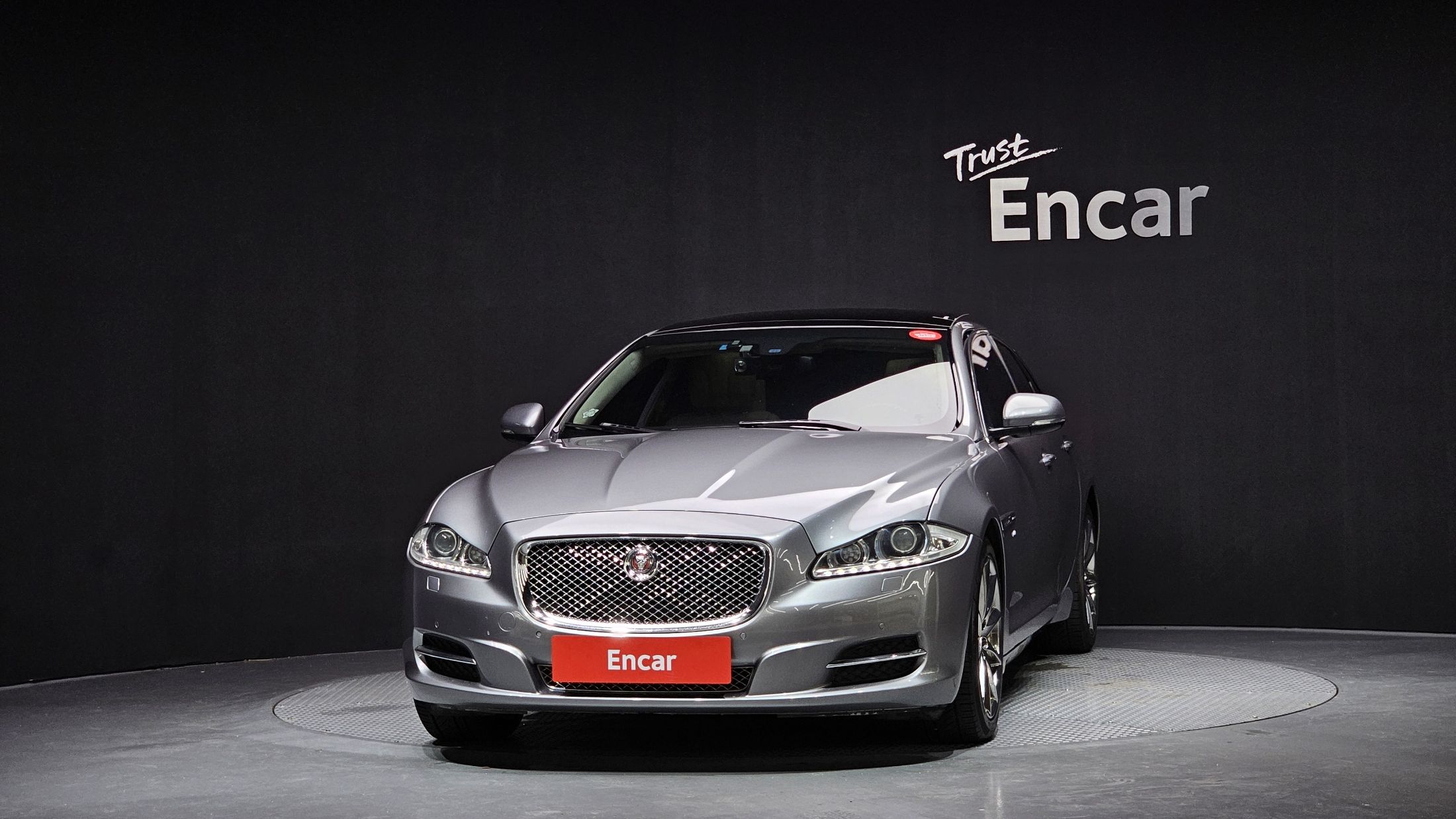 JAGUAR XJ 2015