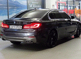 BMW 5-SERIES G30 2020
