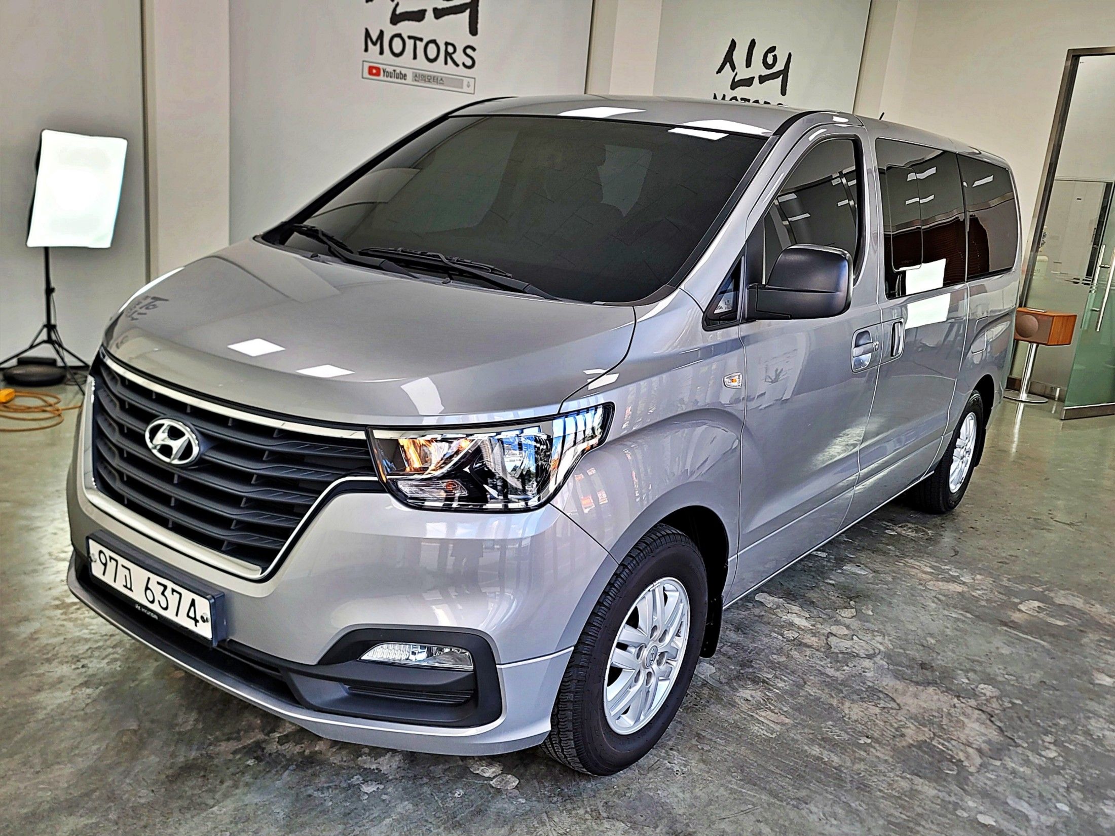 HYUNDAI STAREX GRAND 2020