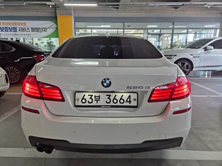 BMW 5-SERIES F10 2016