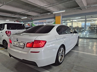BMW 5-SERIES F10 2016