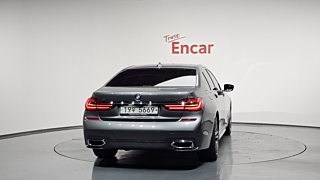 BMW 7-SERIES G11 2018