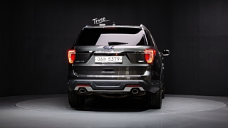 FORD EXPLORER 2018