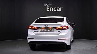 HYUNDAI AVANTE AD 2016