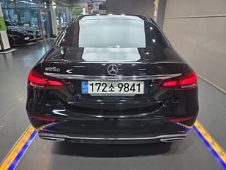 MERCEDES BENZ E-CLASS W213 2022