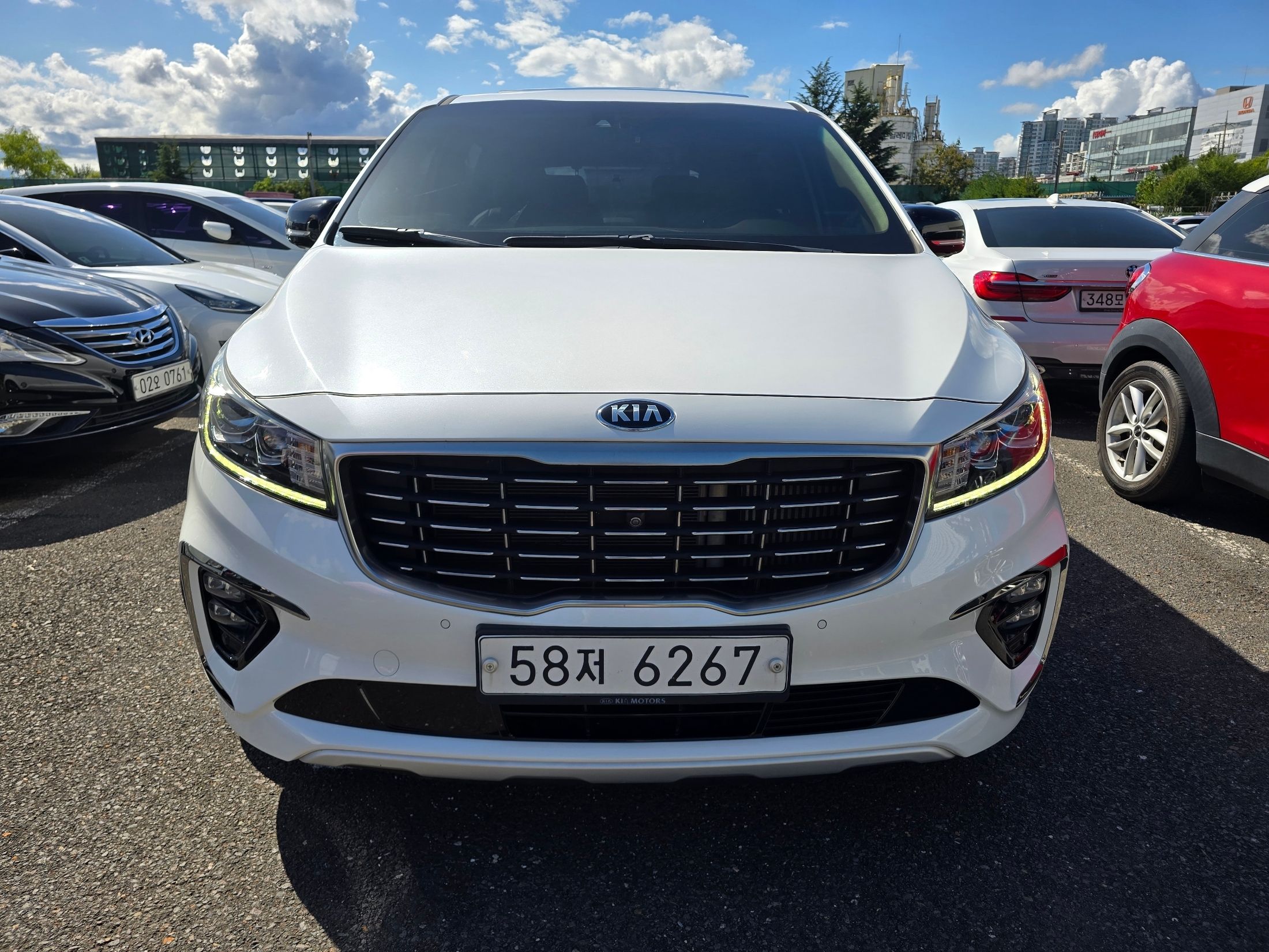 KIA CARNIVAL 2018