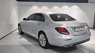 MERCEDES BENZ E-CLASS W213 2020