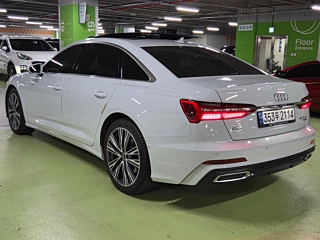 AUDI A6 C8 2023