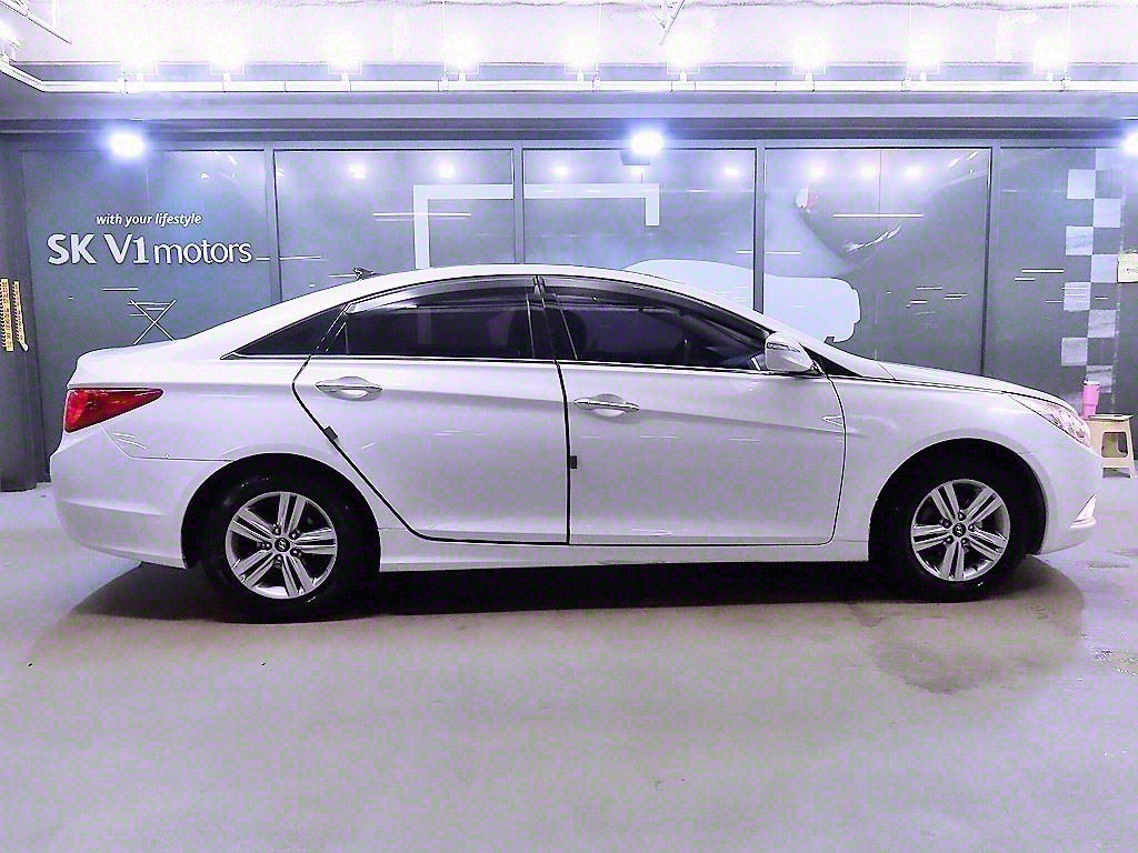 HYUNDAI SONATA THE BRILLIANT 2013