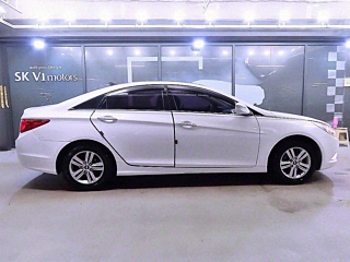 HYUNDAI SONATA THE BRILLIANT 2013