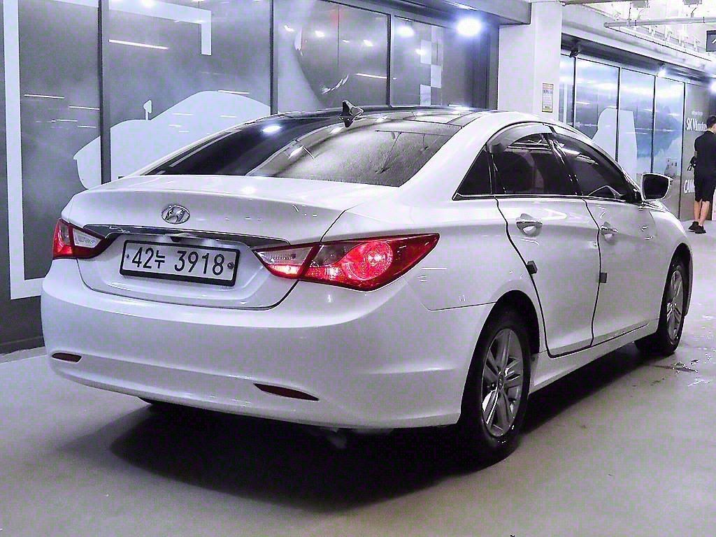 HYUNDAI SONATA THE BRILLIANT 2013